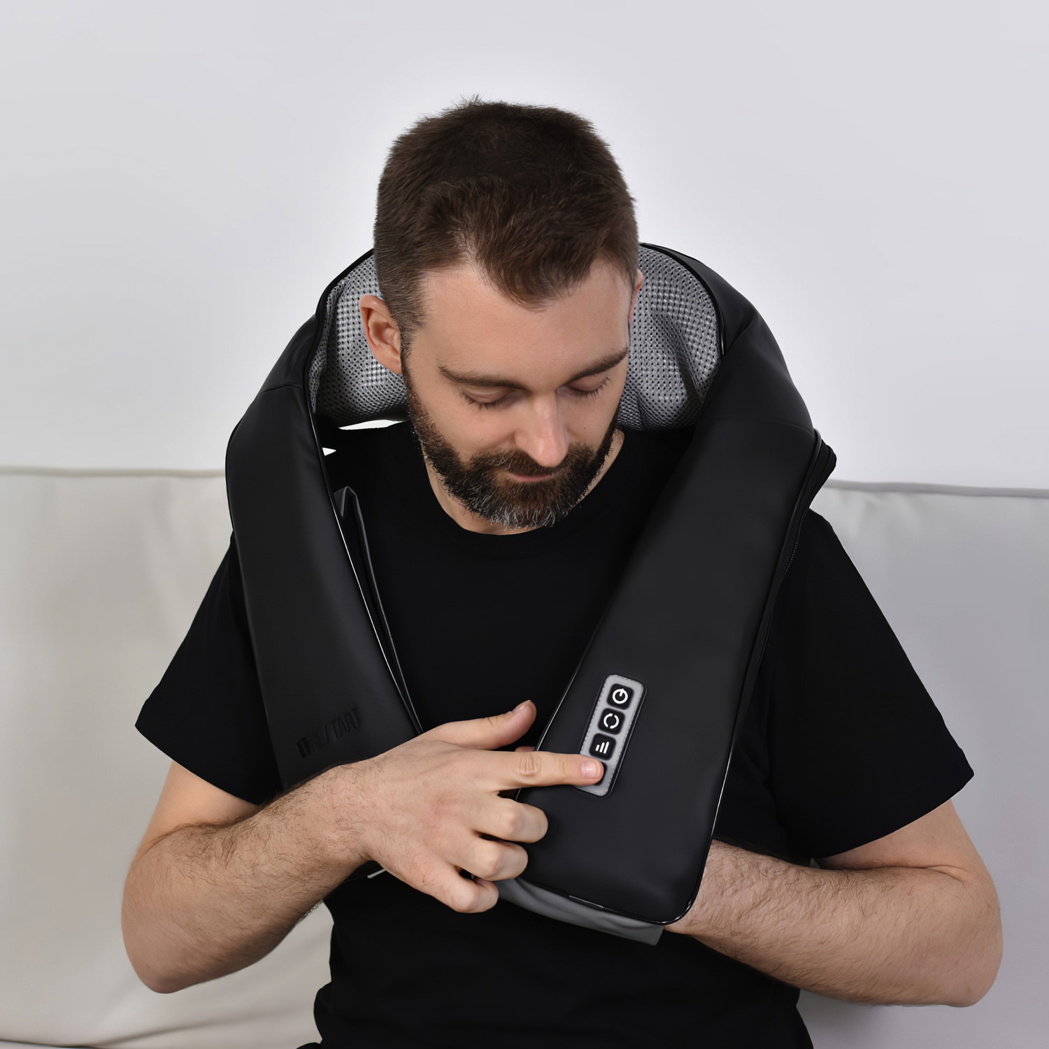 Массажер для шеи и плеч GESS RA-342 uBlack многофункциональный - 7